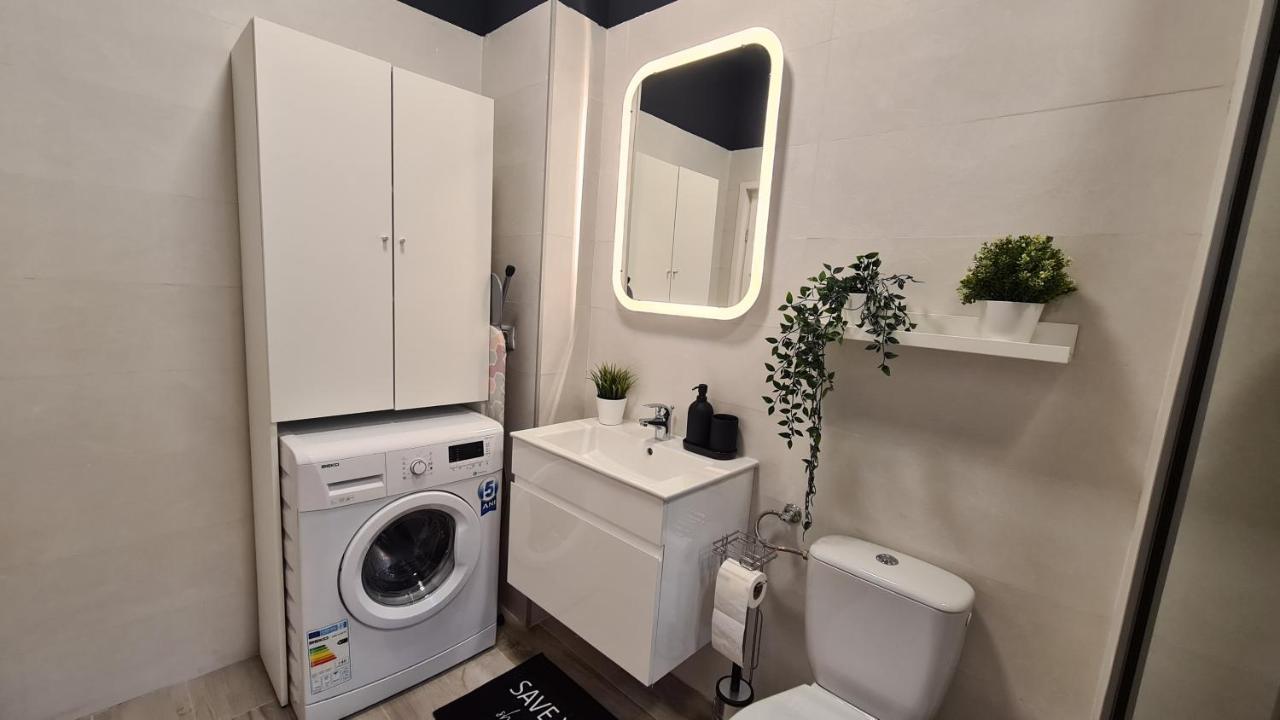Calea Victoriei Studio By Magic Apartments Bucarest Esterno foto